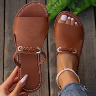 Export Large Size 2024 Summer New Women's Slippers Solid Color Woven Simple Daily Beach Slippers