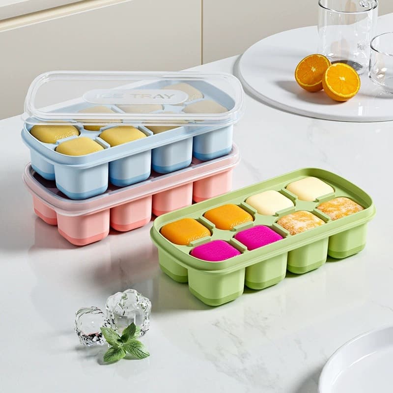 Food-Grade Silicone Ice Cube Tray with Lid, Easy-Release 8-Cell Ice Mold, Creative Ice Cube Maker for Home