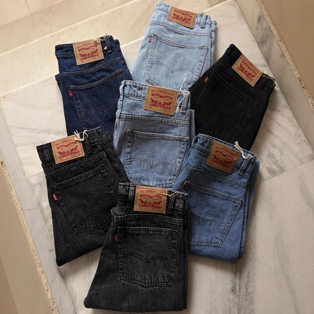 Guangzhou Xintang Men's Jeans High-End European Style Men jeans wholesale Slim Fit Korean Style Long Pants