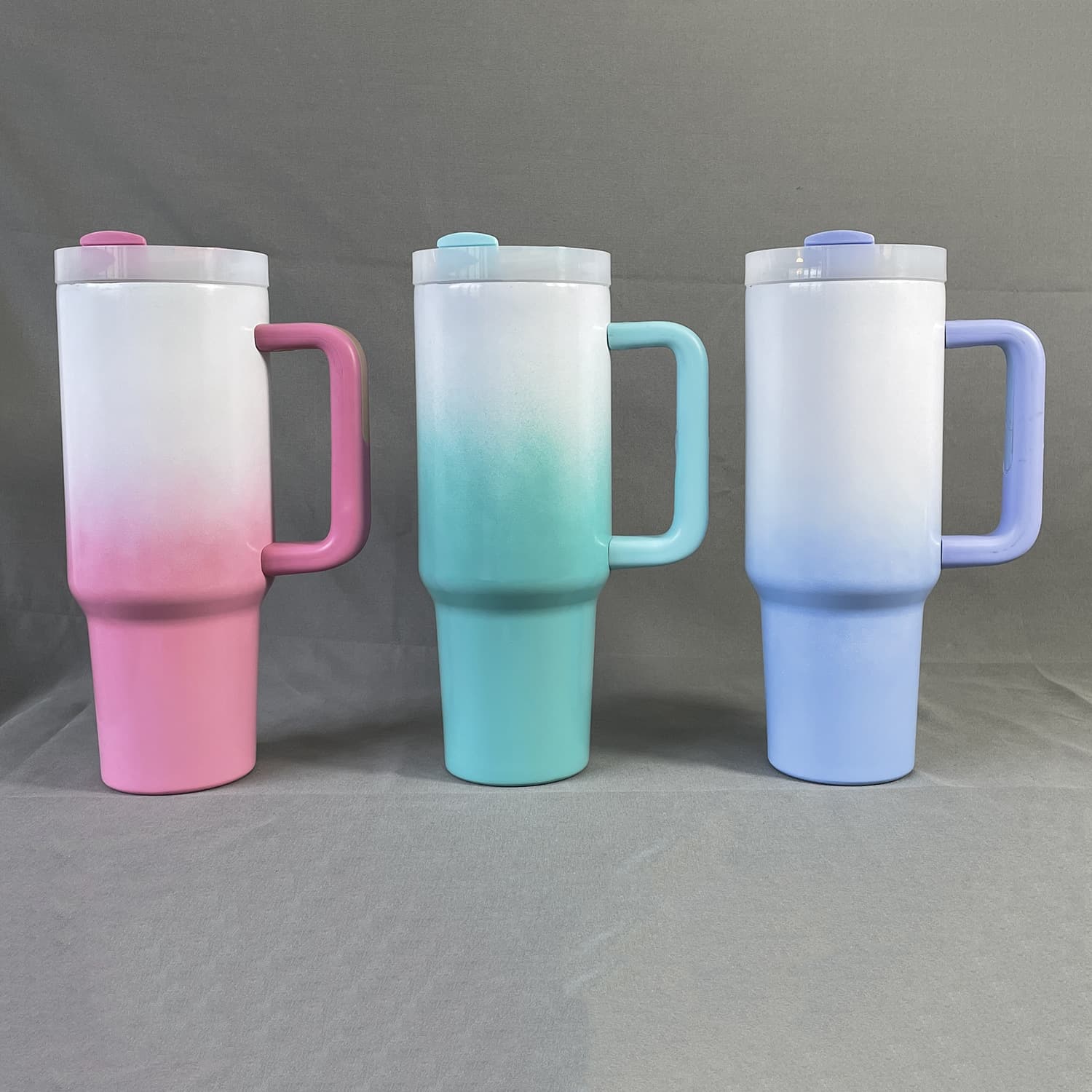 Large Capacity Big Mac Cold Keeping Ice Cup with Handle and Straw, 304 Stainless Steel Thermos Cup, Gradient Beer Cup