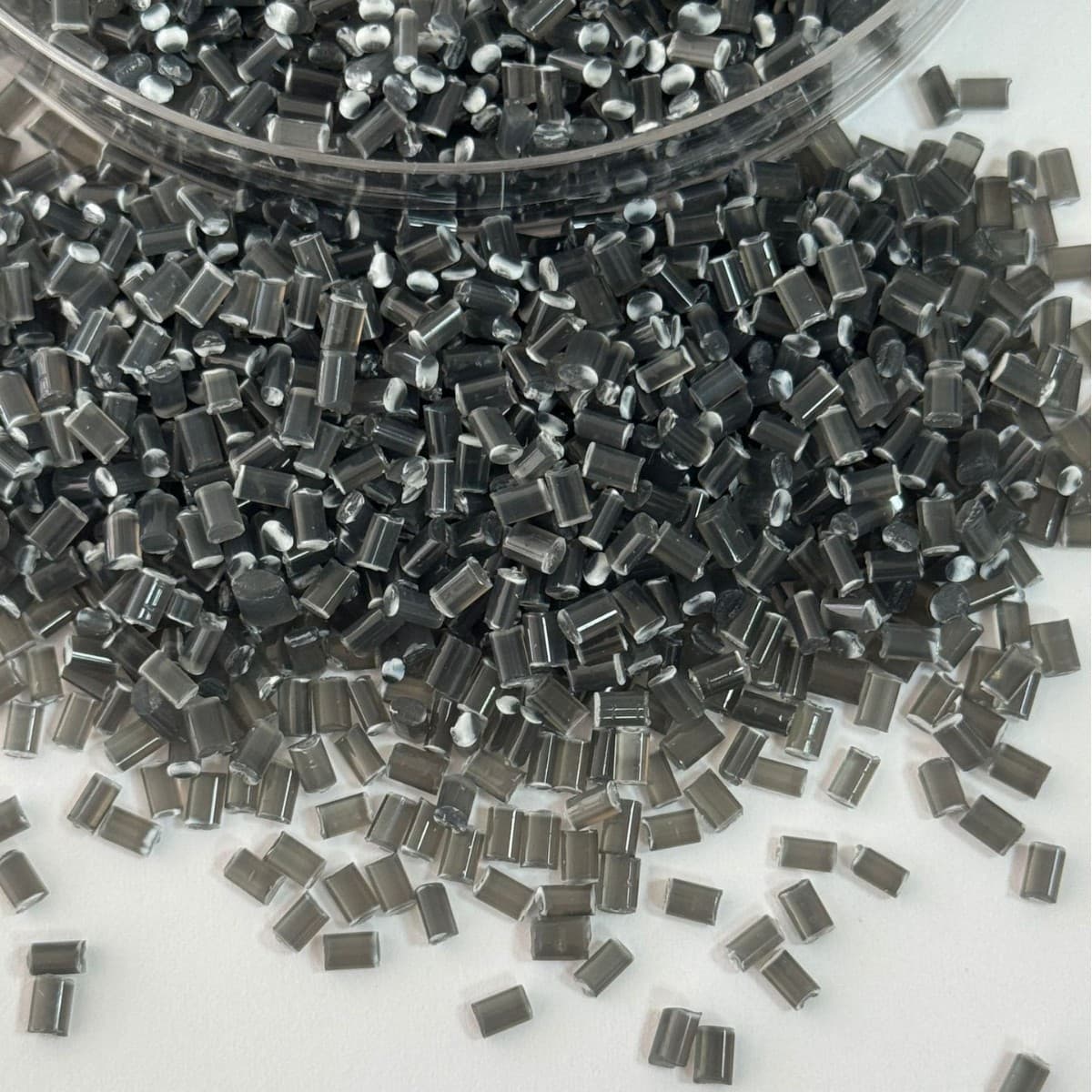 Black Transparent MABS High Transparency, High Flow, Easy Injection Molding for Home Appliance Parts, Toys, Stationery Plastic Pellets