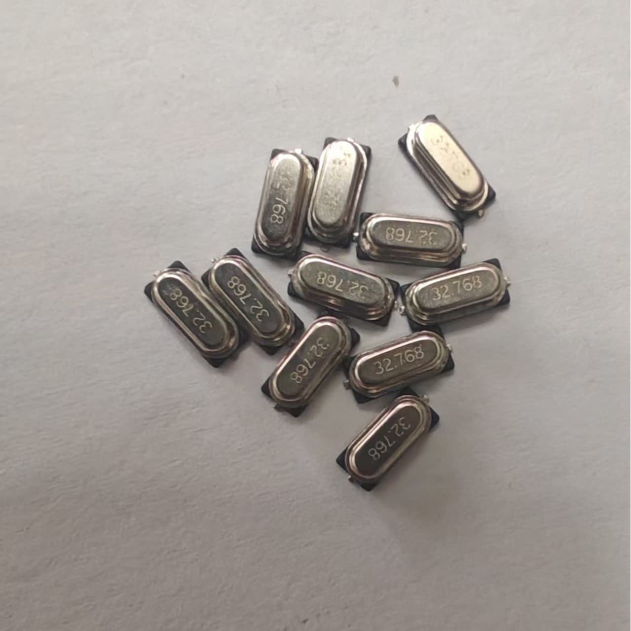 SMD Crystal 8M 12M 16M 20M 24M 25M Electronics