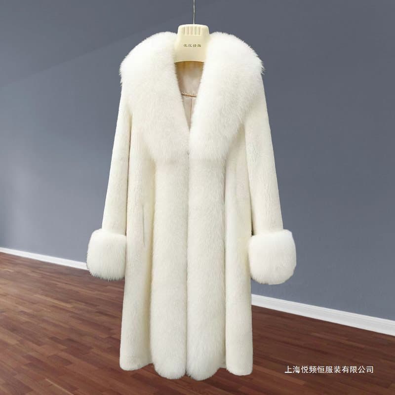 New cross-border style large fur collar faux fox fur faux mink fur coat for women, long and over-the-knee, winter style.