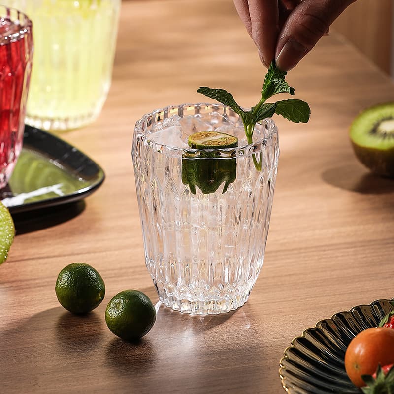 Green Classic Vintage Embossed Vertical Ribbed Glass Cup Set Simple Water Glass Juice Cup Beverage Cup for Home Use