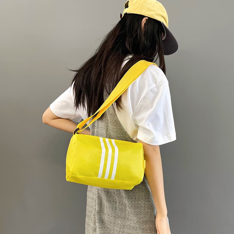2025 New Sports Messenger Bag Fashion Bag Casual Small Square Bag Men Korean Style Trendy Fashion Shoulder Bag Women