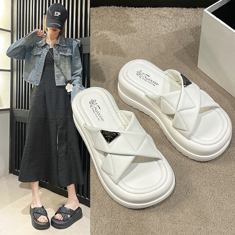 Cross Band Beach Slippers Wholesale 2024 Women's Summer New Trendy Thick Sole Outdoor Korean Style One-Strap Sandals