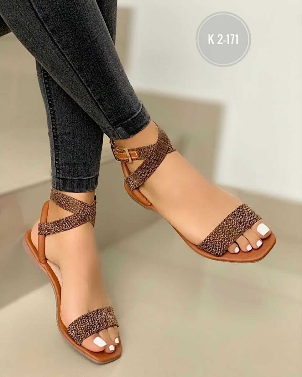 Amazon Wish 2021 Summer New Plus Size Flat Casual Sandals with One-Strap Buckle for Women
