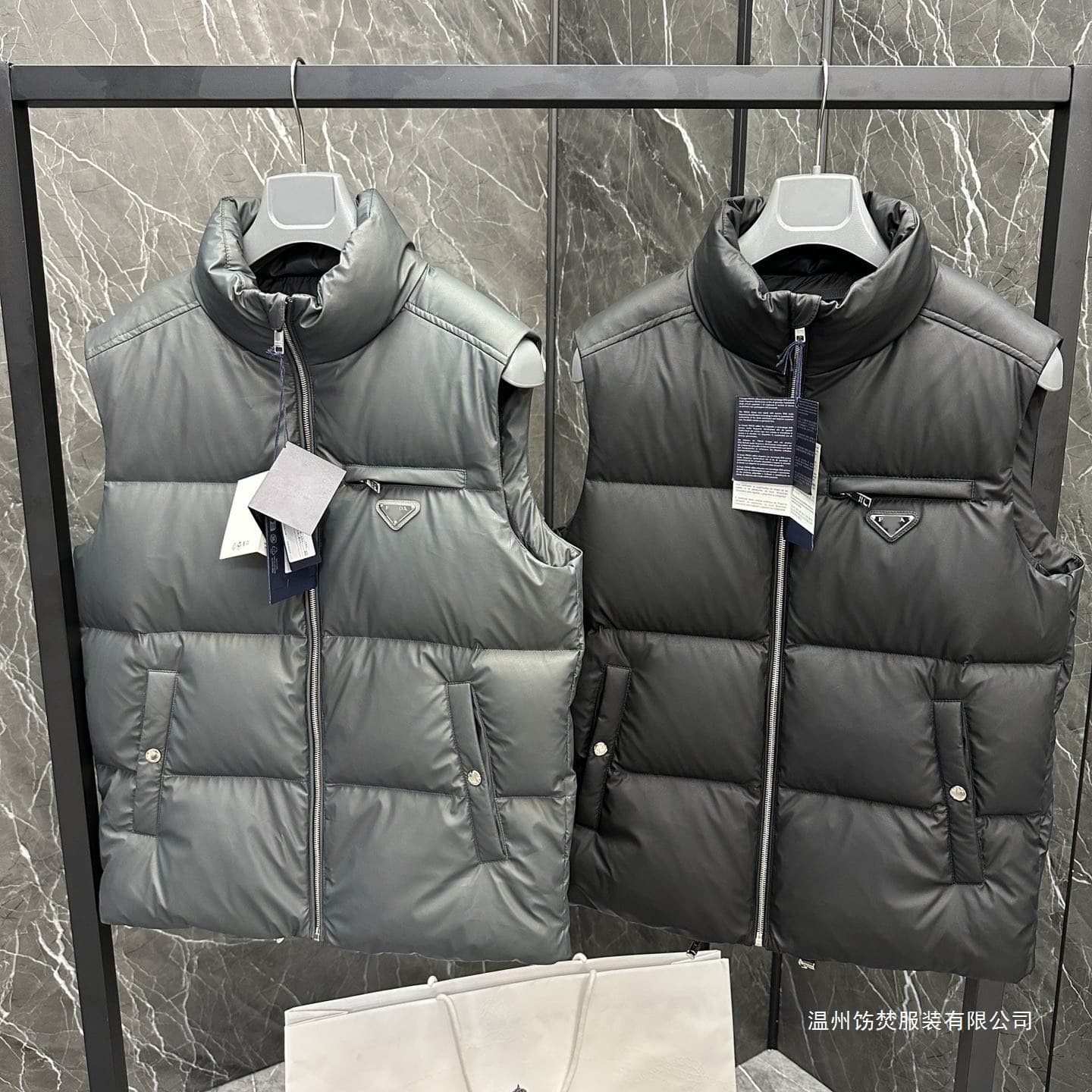 Authentic P-Series 25FW New Style Chest Triangle Logo Stand Collar White Duck Down Vest Men's and Women's Warm Vest