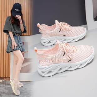 New Mesh Shoes Women 2026 Summer Sports Knitted Shoes Casual Women Shoes Mesh Fabric Breathable Casual Dad Shoes DY903