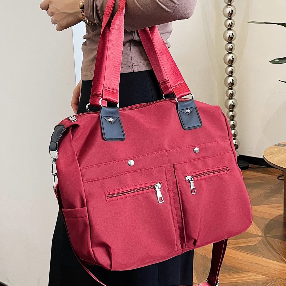 2023 cross-border foreign trade women's bag handheld travel bag ladies mother bag nylon oxford cloth single shoulder oblique cross bag large