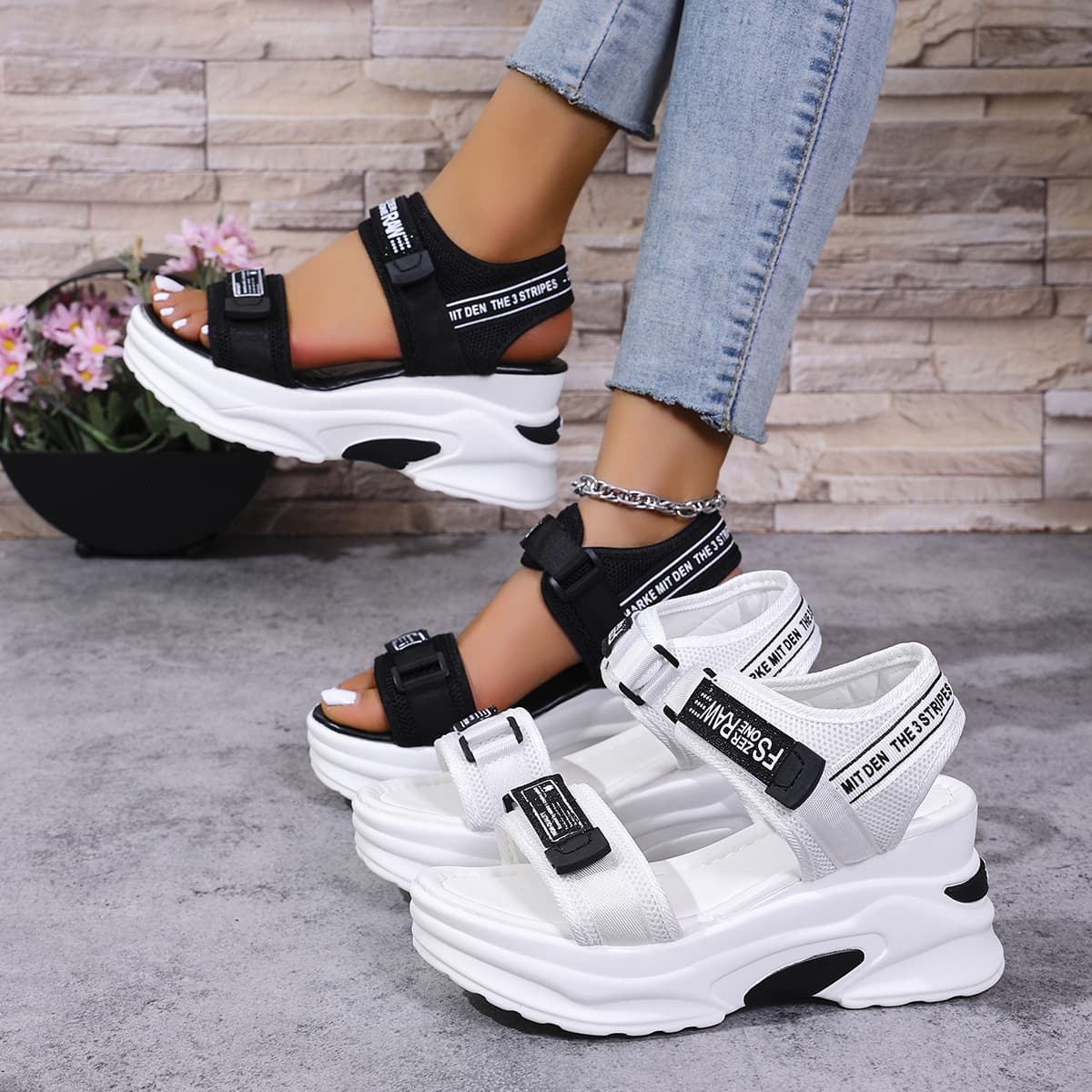 Cross-border Large Size Thick Sole Sports Sandals for Women 2026 Summer New Style Velcro Rhinestone Beach Casual Wedge Sandals