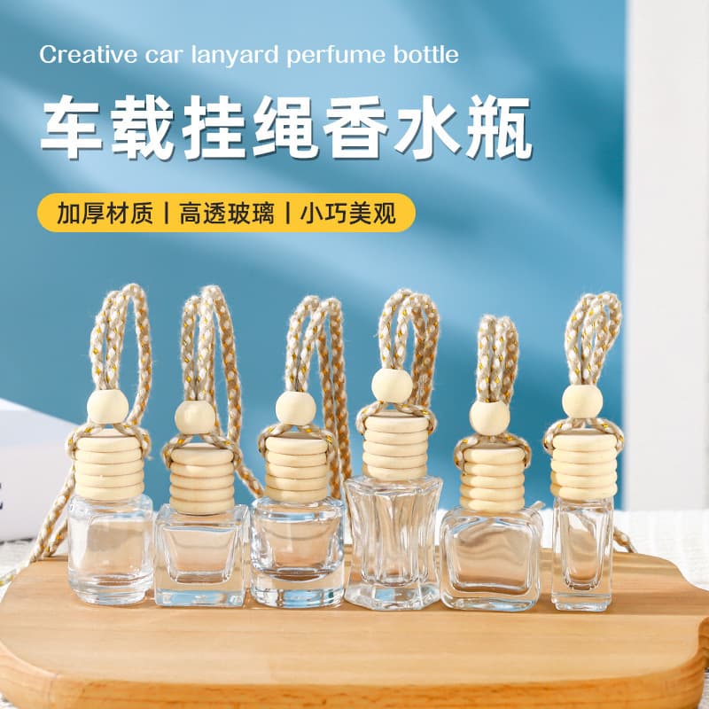 Car Hanging Perfume Bottle Car Aromatherapy Bottle Mini Air Vent Clip Refillable Essential Oil Diffuser Empty Bottle