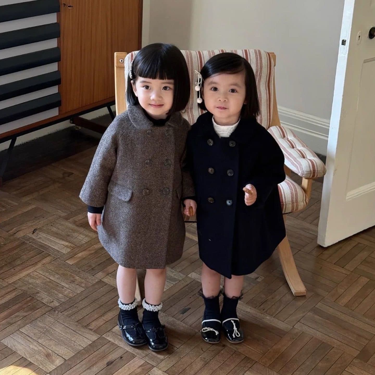 Korean Style Kids' Clothing Girl's Jacket 2025 Autumn/Winter New Fashionable Stylish Retro Little Girl Warm Wool Coat