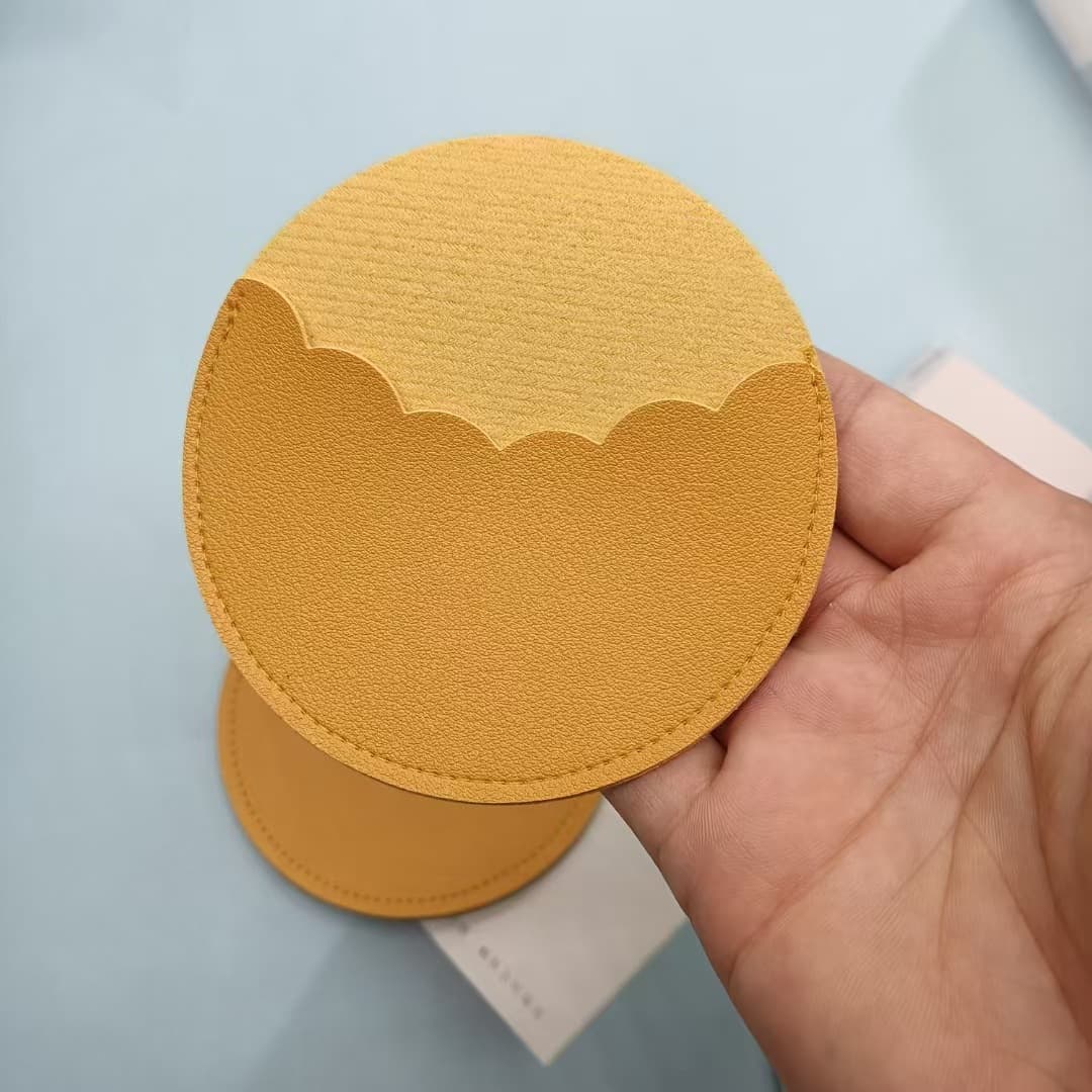 Factory custom-made rounded creative cosmetic mirror protective cover, museum souvenir gift packaging mirror cover PU