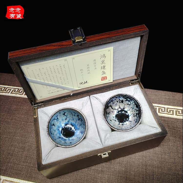 Jianyang original ore Jianzhan handmade pair of cups, oil-spot crane feather iron body master cup, tea set, tea bowl gift box wholesale