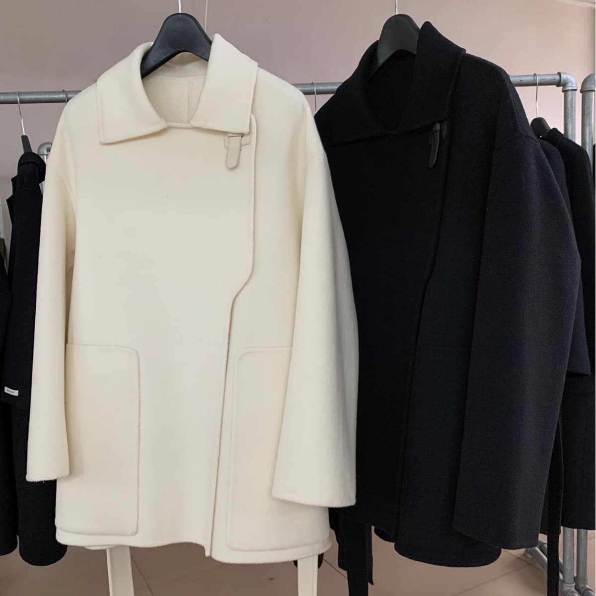 Dalian Women's Wear Her White Simple Elegant Style Mid-length Sheepskin Buckle Double-sided Cashmere Coat Wool Coat