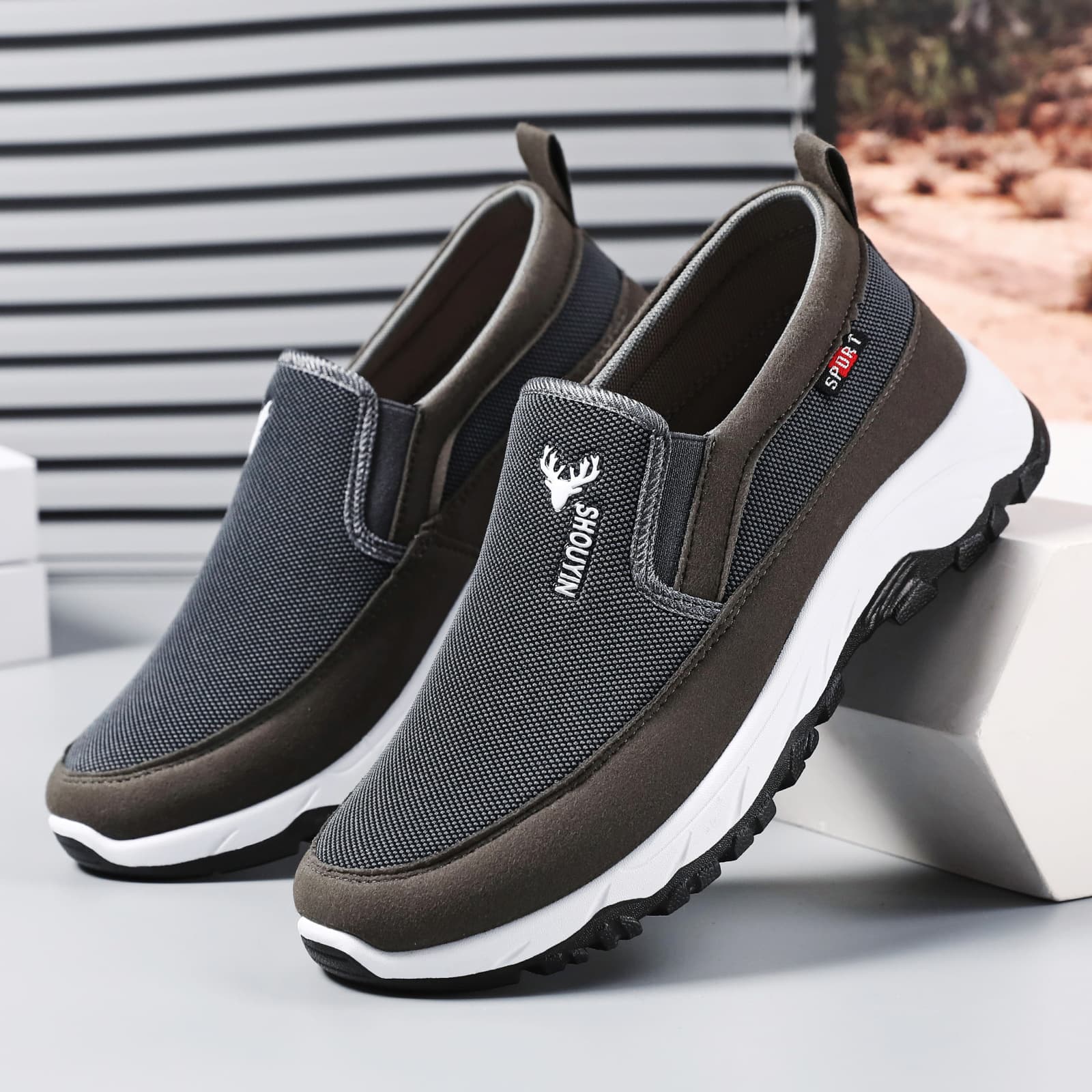 Old Beijing Cloth Shoes Slip-on Men's Wear Shoes Spring New All-match Men's Casual Shoes Breathable and Stinky Foot Shoes for Men