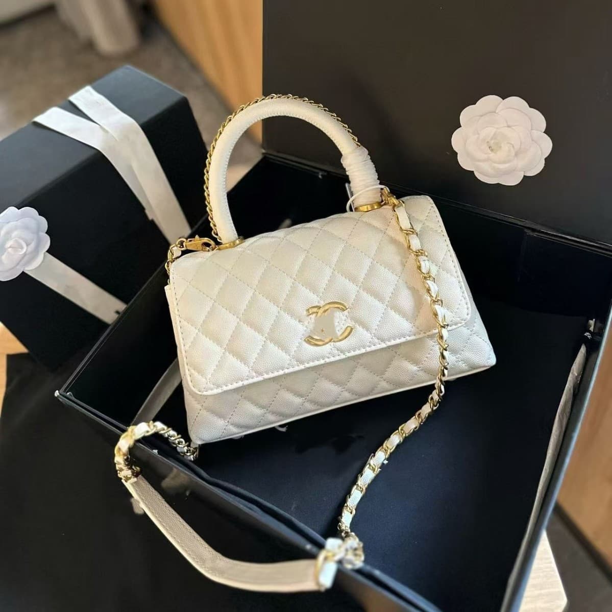Small Fragrance Style Bean Diamond Lattice Chain Bag Elegant Handbag New Women's Bag Fashionable Shoulder Bag Versatile Crossbody Bag