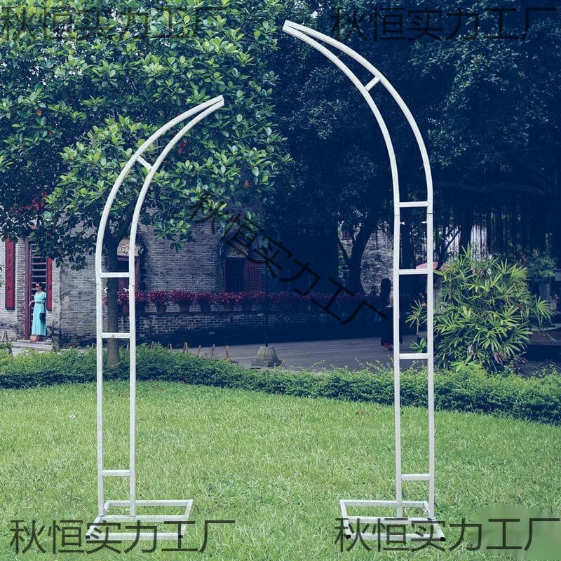 Wedding Horn-Shaped Floral Arch Outdoor Lawn Ceremony Horn-Shaped Flower Arch Stand Prop Moon Arch Frame