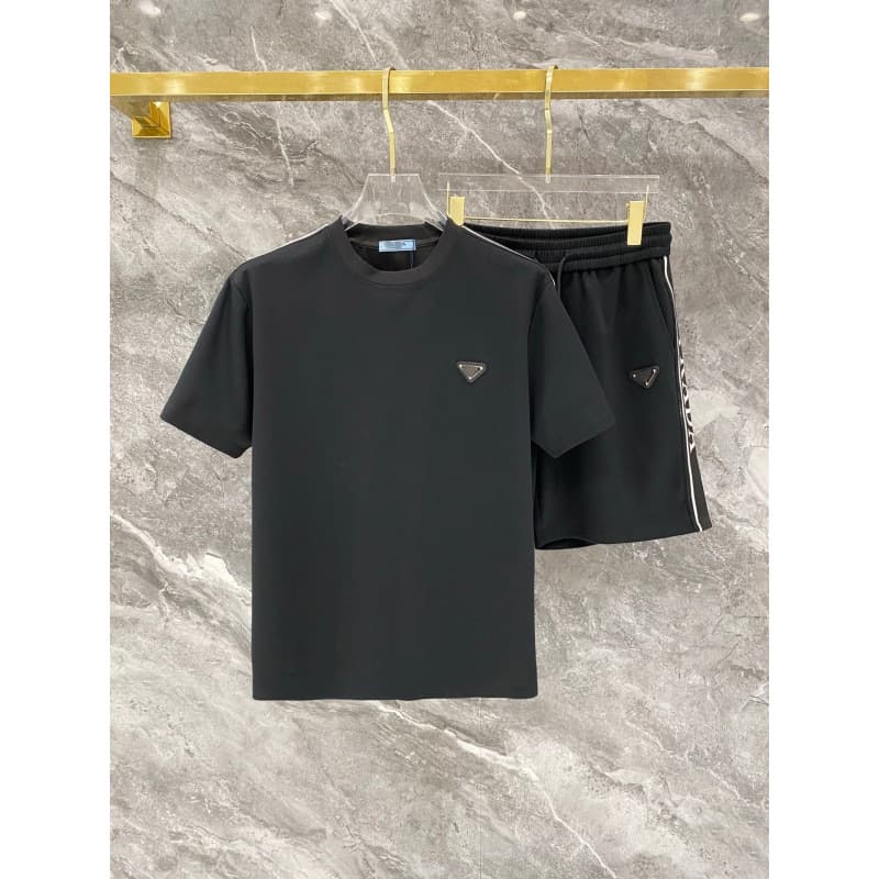 New Cross-border Independent Site Light Luxury Trendy Brand Short Sleeve and Shorts Casual Sport Set for European and American Men Summer