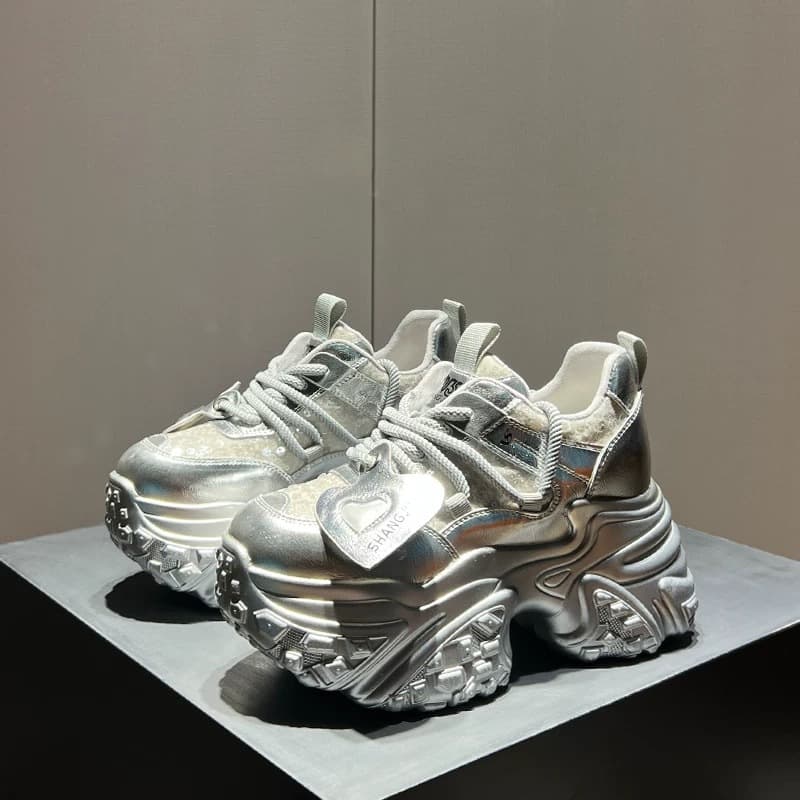 Thick Sole Chunky Dad Sneakers Women's White Shoes 2025 New Trendy Spring Autumn Platform Casual Sports Shoes for Petite Women