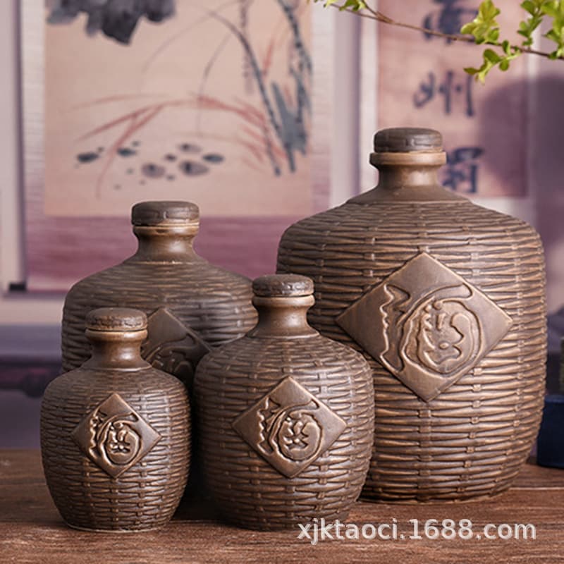 Antique earthenware wine jars in 1-10 jin sizes, handmade cellar storage sealed containers.