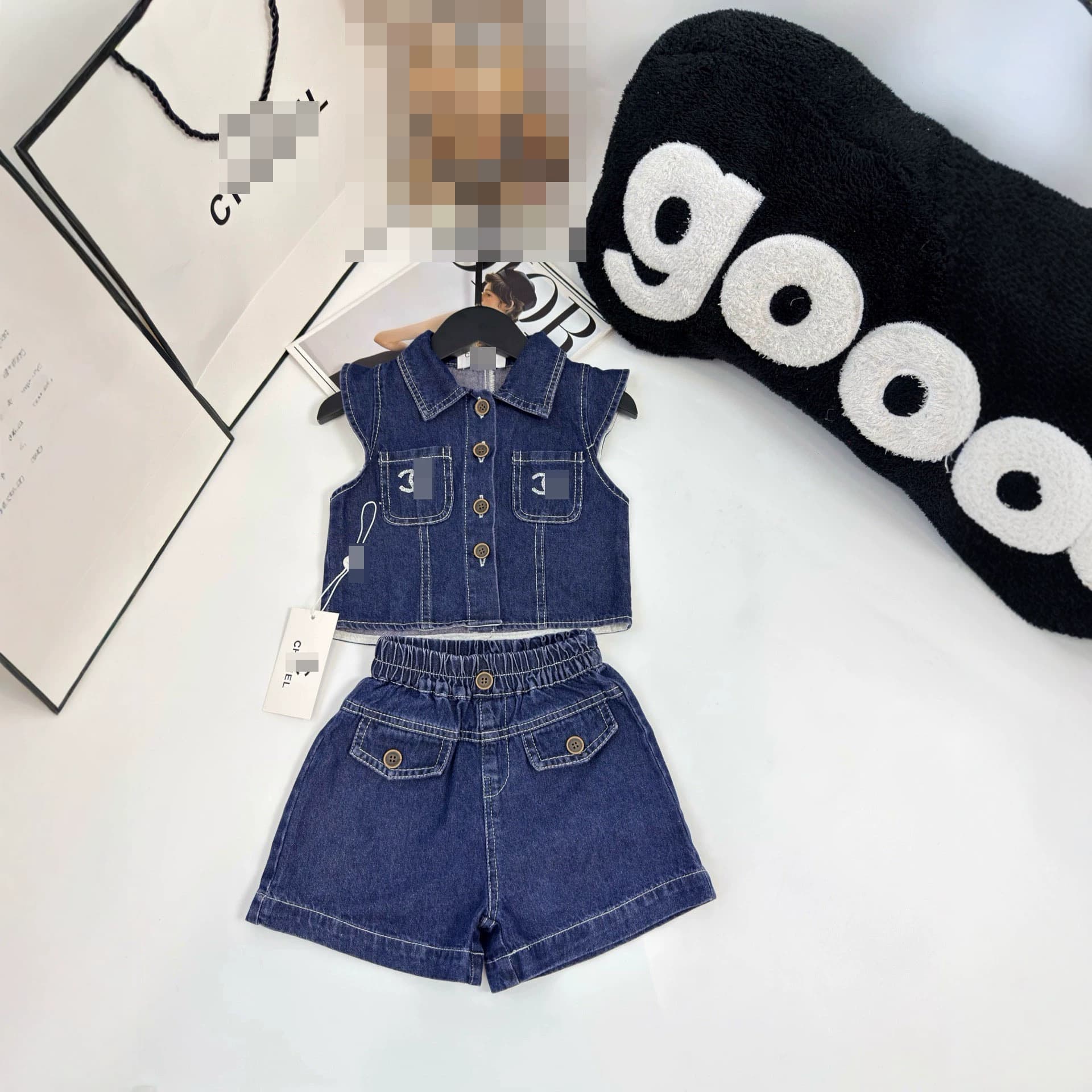 2026 Summer New Sleeveless Denim Set Solid Color Turn-Down Collar Top + Shorts 2-Piece Fashionable Girl Denim Wear