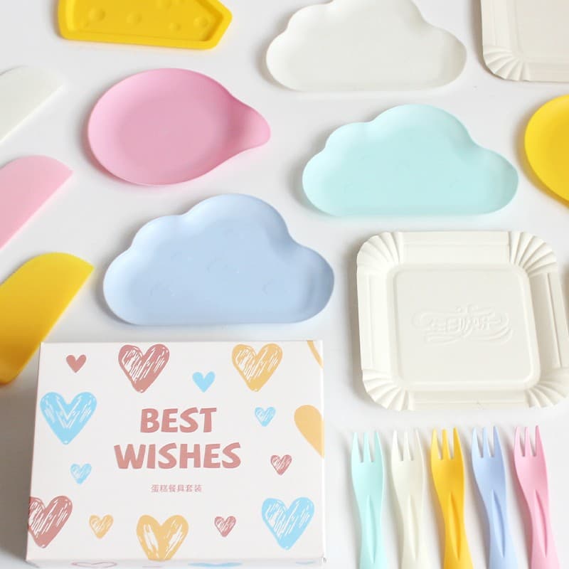 Disposable Heart-Shaped Box Baking Party Supplies Knife Plate Fork Set Food-Grade Disposable Tableware