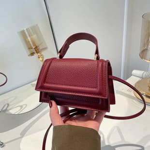 Cross-Border Bag Women's Handbag 2026 New Fashion Versatile Single Shoulder Tote Bag Trendy High-End Niche Ladies Crossbody Bag