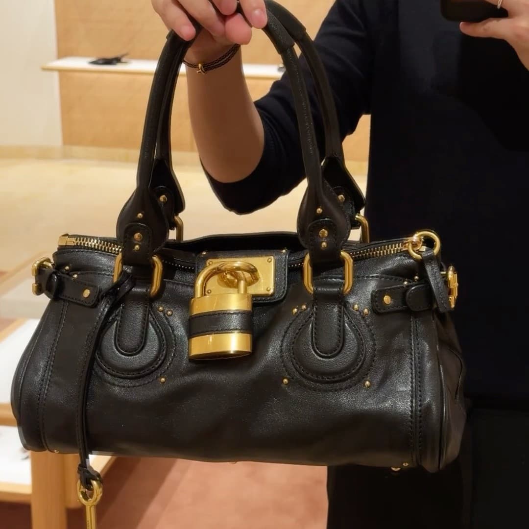Genuine Leather Handbag Women 2026 New Style Cross-border Fashion Tote Shoulder Bag Underarm Bag Vintage Distressed Rivet Lock Bag Trendy