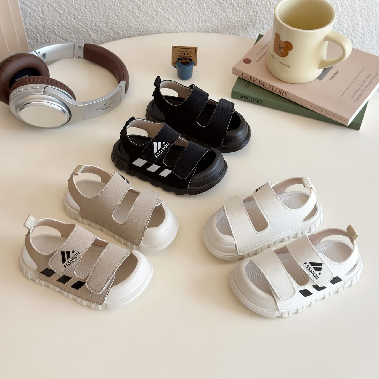 Children's Sandals 2025 Summer New Baotou Beach Shoes for Boys and Girls, Versatile Soft Soled Boys and Baby Casual Sandals