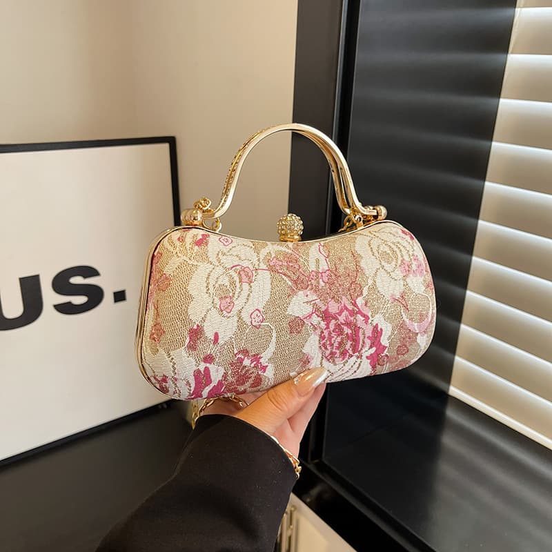 Cross-border retro handbag for women, new Chinese style, flower lock evening bag, shoulder crossbody chain box bag