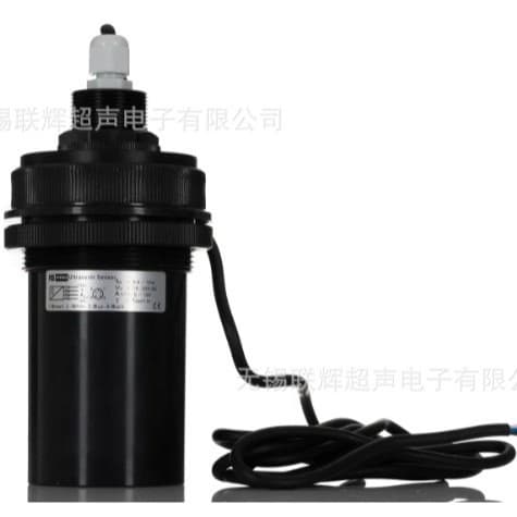 Long-Range Waterproof Ultrasonic Distance Sensor for Manhole Covers and Smart Agriculture