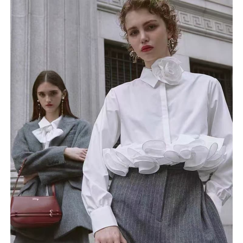 Fashionable Pleated Sweet Layered Ruffle Hem Single-Breasted Short Blouse for Women, Chic and Versatile Top