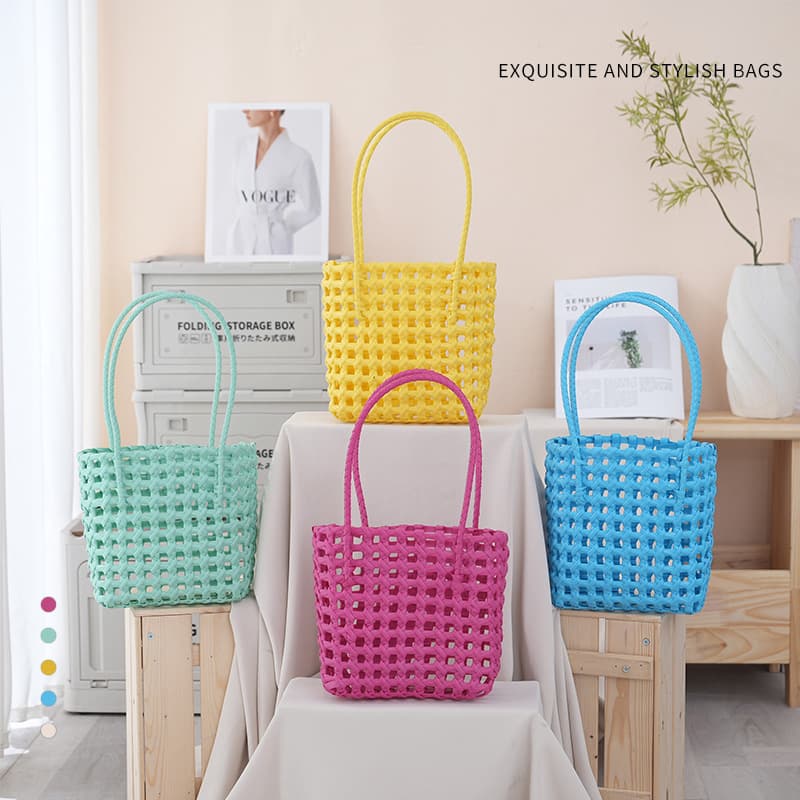 2026 Summer New Hollow Basket Bag Fashion Versatile Beach Vacation Handbag Korean Style Niche Handbag