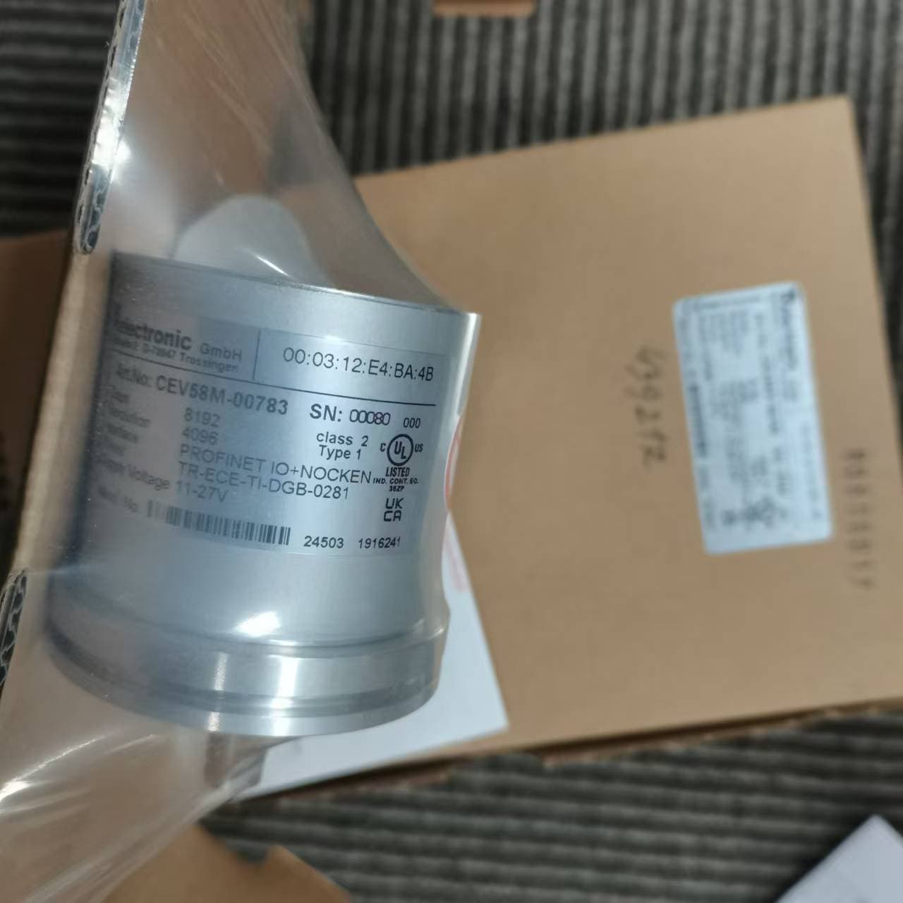Brand new, original, and genuine German TWK sensor KDS582-60-0,5-A01, in stock.