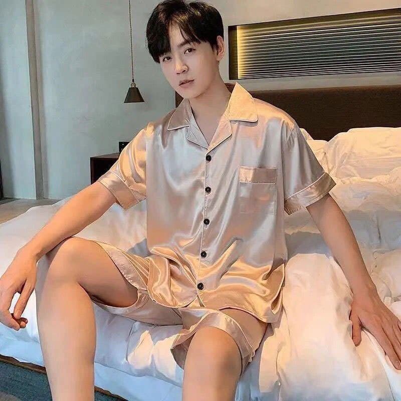 High-End Champagne Ice Silk Pajamas for Men, Summer Thin Cardigan, Short-Sleeved Shorts, Youth Home Clothes Set, Simulated Silk
