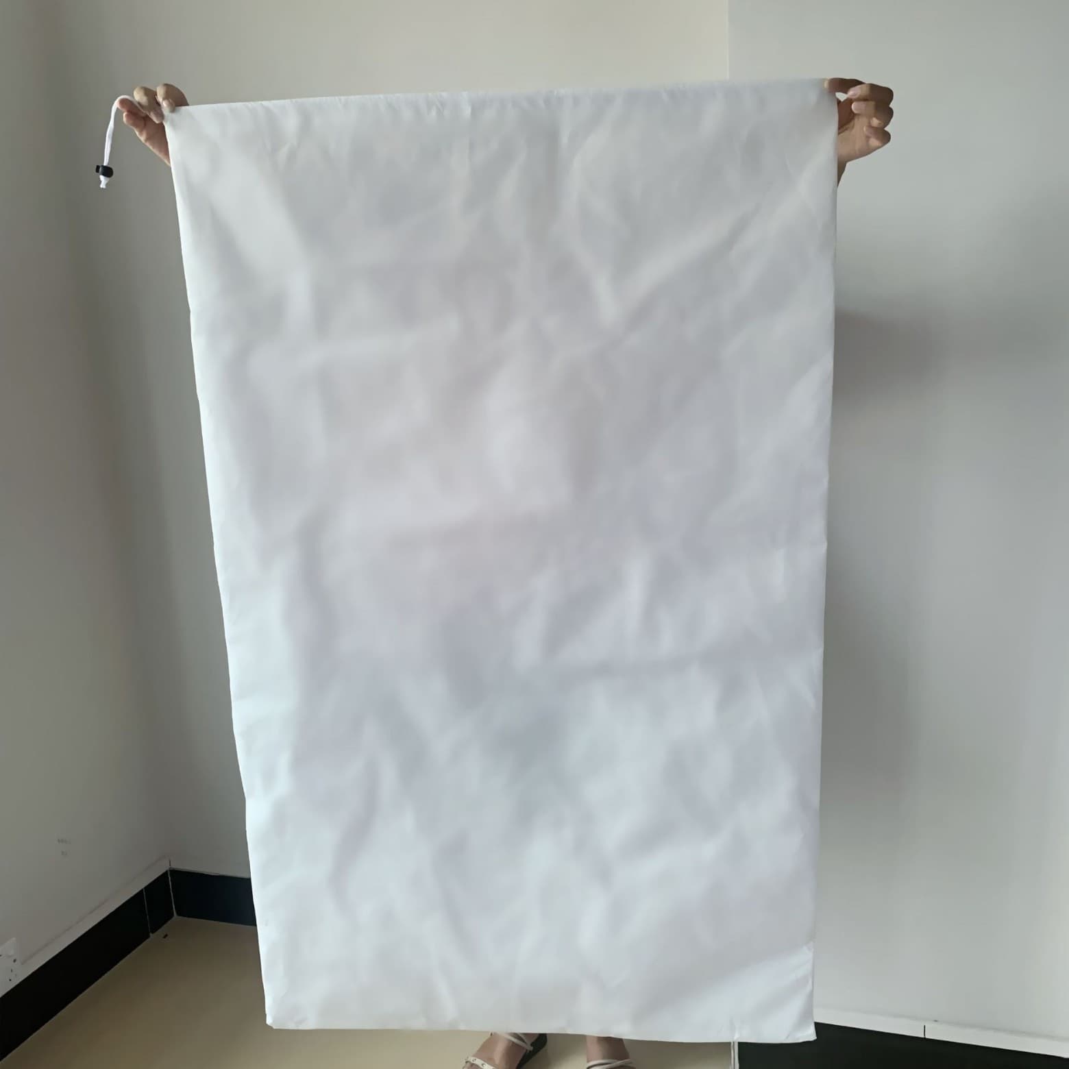 Plant Frost Protection Cover for Autumn and Winter, Cold Protection Bag, Non-Woven Plant Frost Protection Cover