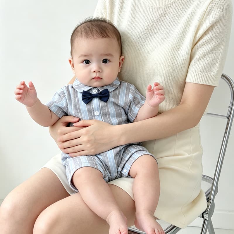 Baby summer clothes thin newborn boy jumpsuit short-sleeved striped British college style one-year-old super cute harem