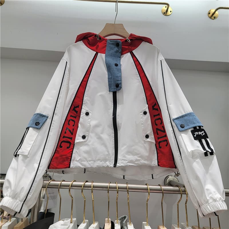 Streetwear Baseball Jacket for Women, Hooded American Style Bomber Jacket, Patchwork Casual Short Coat for Petite