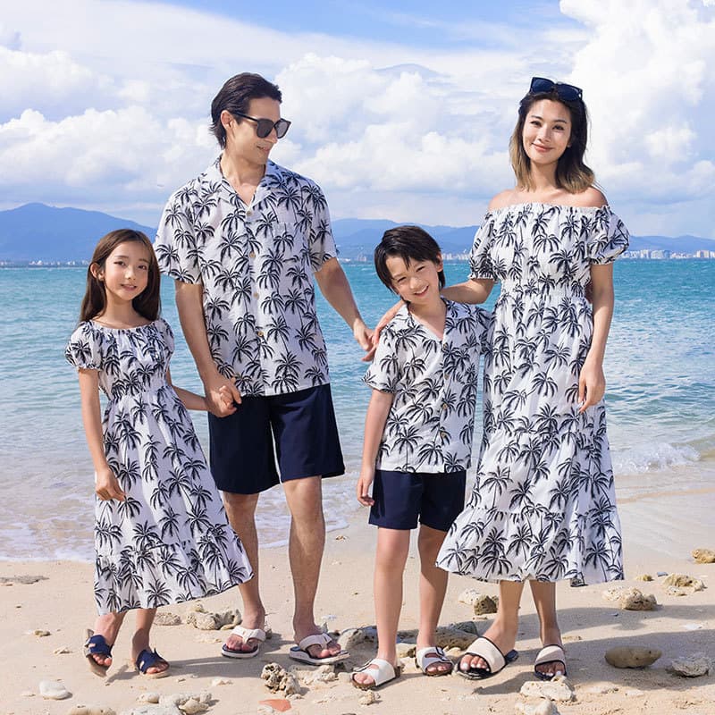 High-end Parent-child Outfits Mother and Child 2023 New Summer Family of Three Beachwear Mother and Daughter Dresses Coconut Tree Stylish