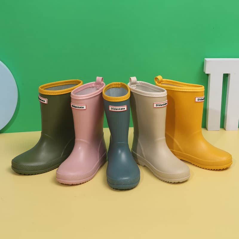 Children's Rain Boots Anti-Slip Soft Sole Lightweight for Small Kids, Boys and Girls' Mid-Calf Rain Boots, Export to Japan Foreign Trade