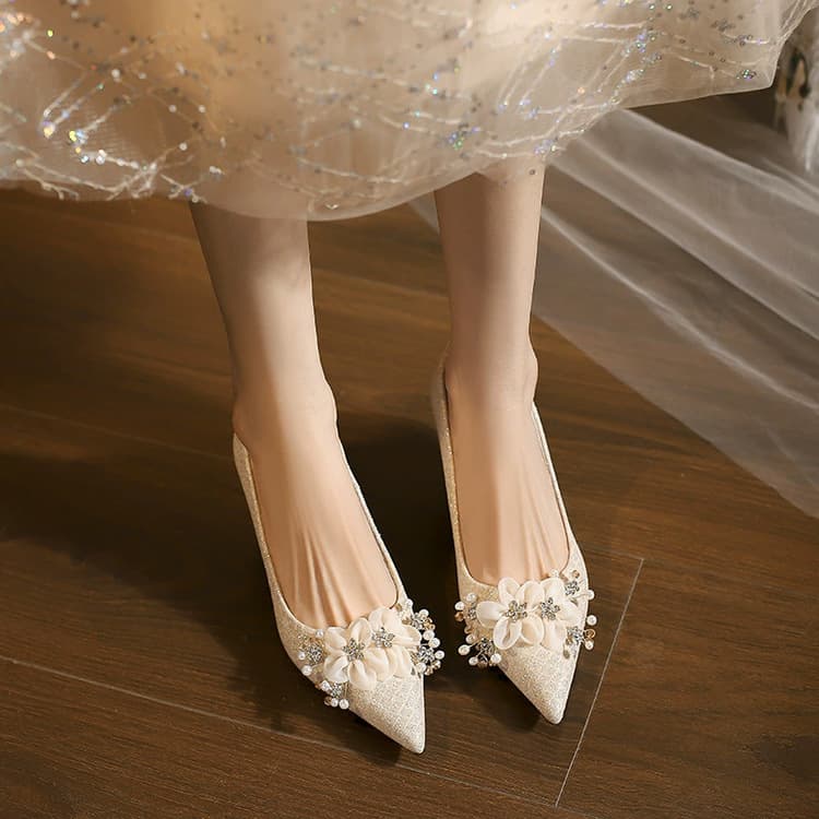 French main wedding shoes champagne gold bridal shoes pointed toe stiletto high heels bridesmaid shoes. Discount on large quantity