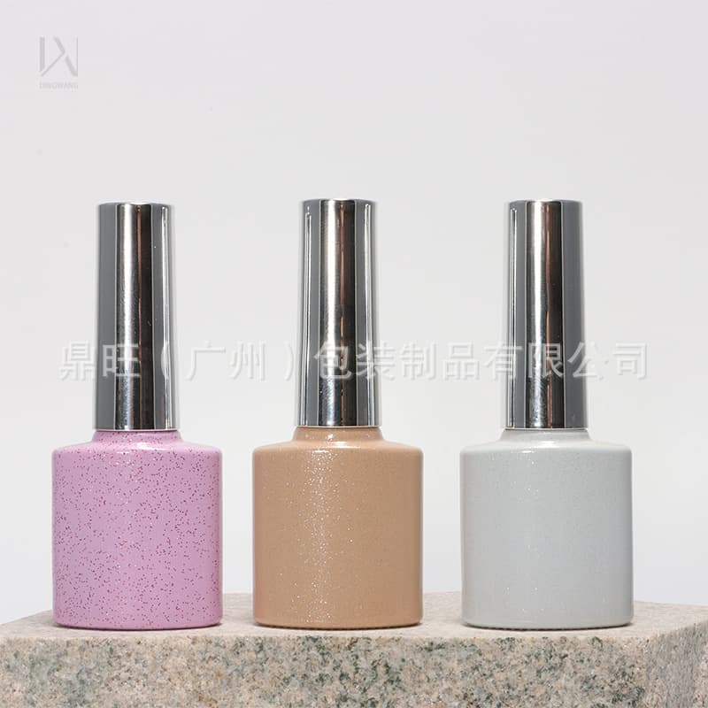 Factory Supply 7ml Empty Gel Polish Bottle Light-Proof Gel Polish Glass Bottle Empty Nail Polish Bottle with Brush