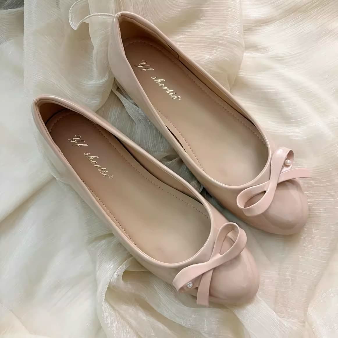 Invisible Height Increase 5CM~Bow Round Toe Shallow Mouth Women's Shoes 2026 New Fairy Style Patent Leather Flat Ballet Shoes