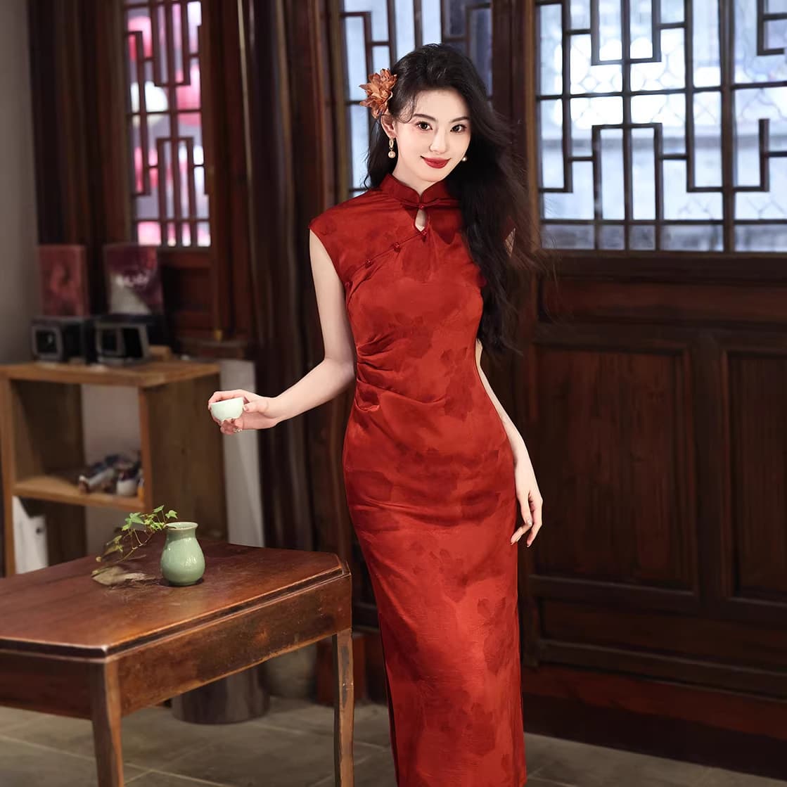 New Chinese-Style Red Wedding Qipao 2026 Summer High-End Bride's Toast Dress Elegant Engagement Qipao