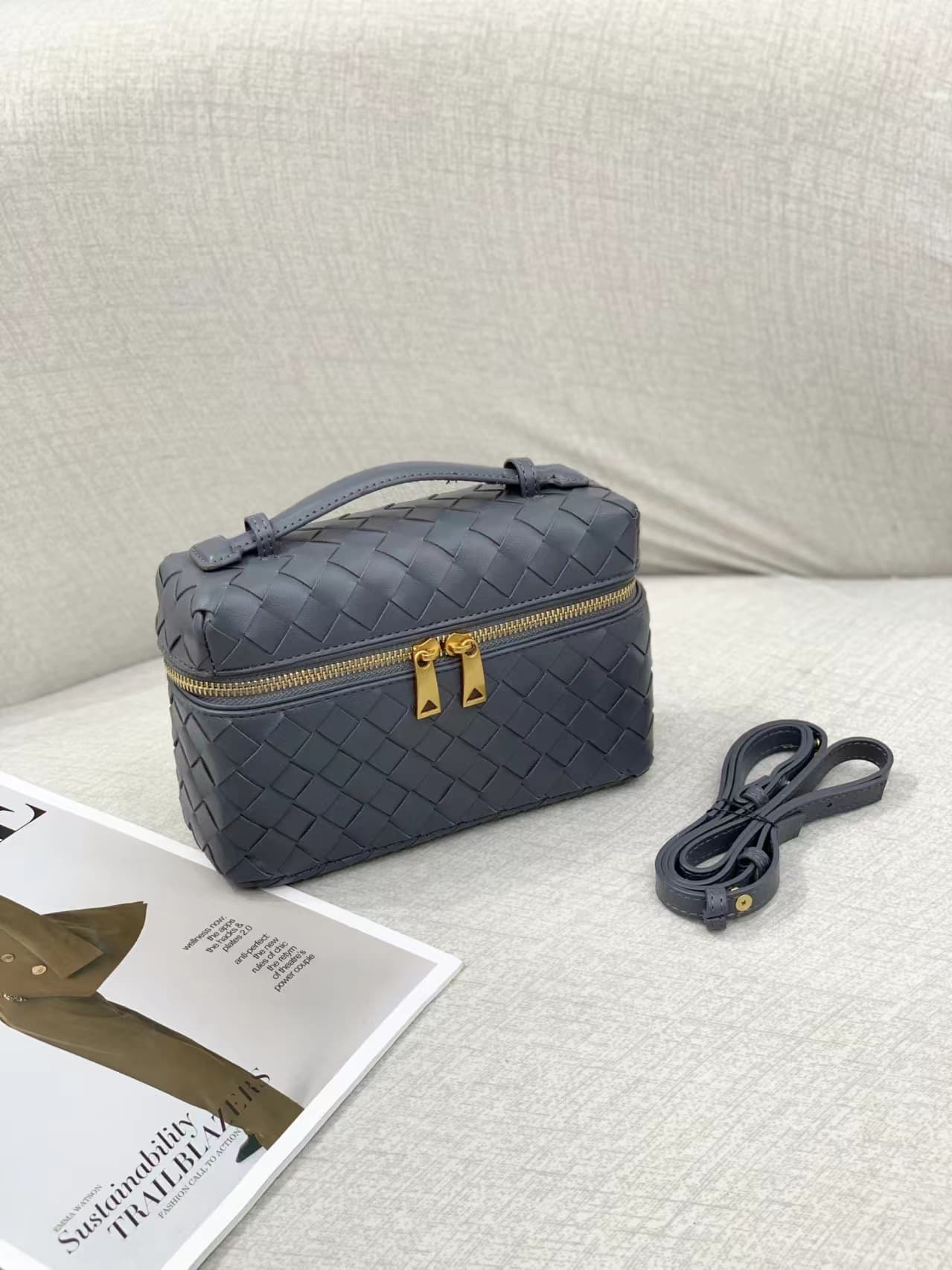BV Woven Bag Small Square Bag Same Style Retro Woven Lunch Box Bag Handbag Crossbody Bag Cross-border Hot-selling Box Bag