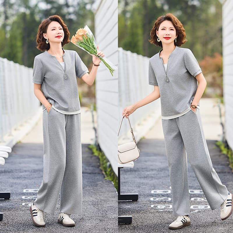 Mom's summer sports suit, middle-aged and elderly new style fake two-piece top, casual straight pants, fashionable age-reducing two-piece set