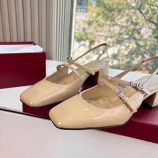 High Edition 2026 New Classic Double G Rhinestone Buckle Chunky Heel Sandals Retro Closed Toe Open Back Heel Sandals European Style High Heel Sandals