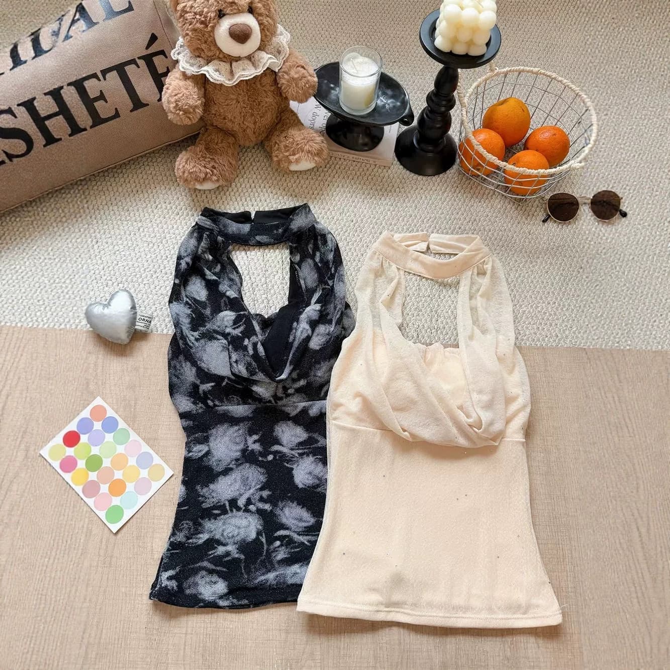 Hot girl style swing collar halter chain sleeveless vest for women summer dopamine sexy beautiful back slim fit short top